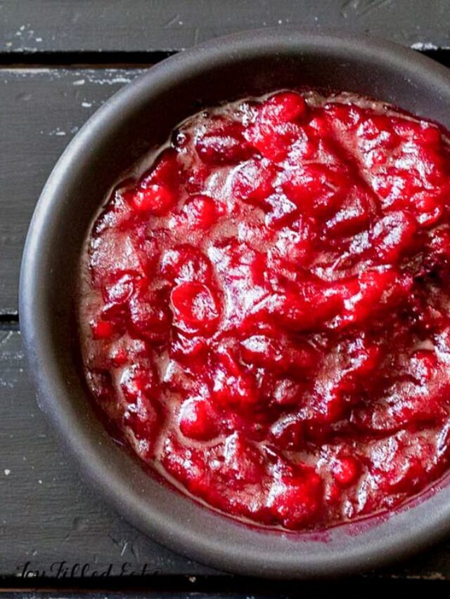 Keto Cranberry Sauce