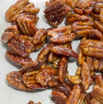 close up on 3 ingredients stove top glazed pecans
