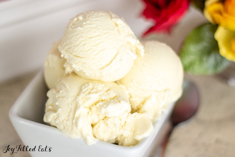 white bowl of cannoli ice cream