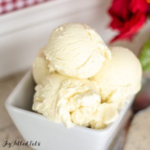 bowl of cannoli ice cream