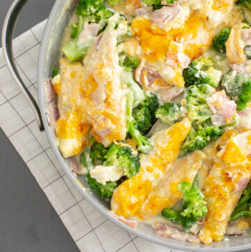 keto chicken and broccoli skillet meal