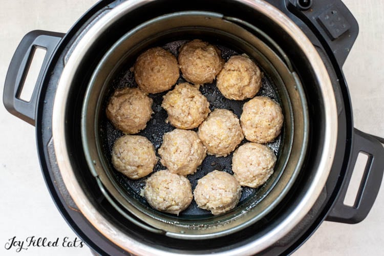 balls of meat in air fryer basket