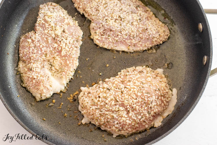 skillet with italian herb chicken