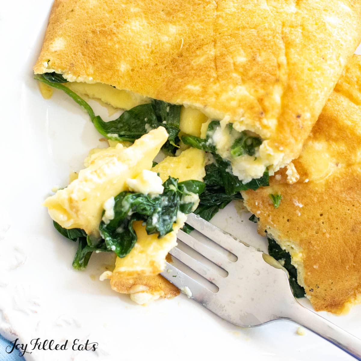 How To Make A Spinach Feta Omelet (With Step By Step Photos)