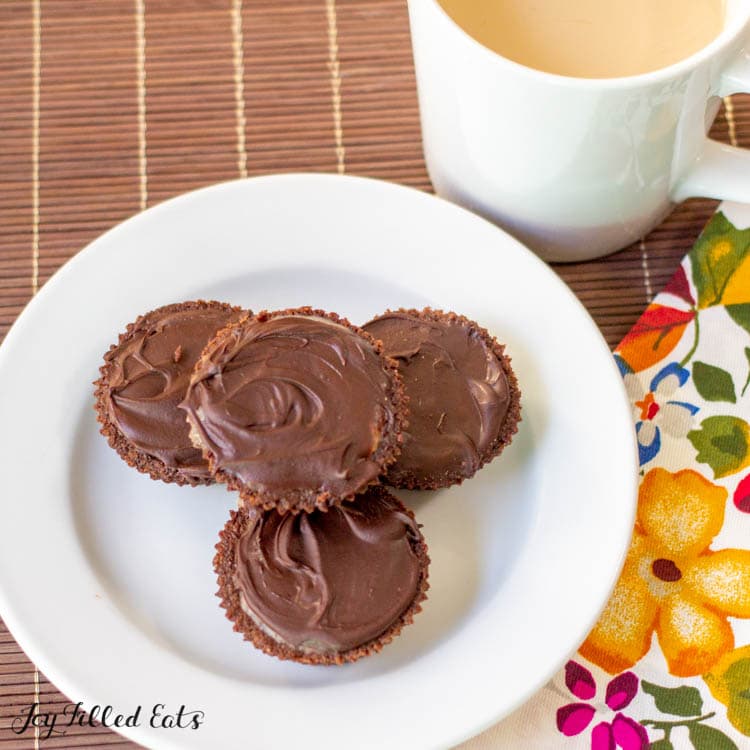 plate with cappuccino cookies