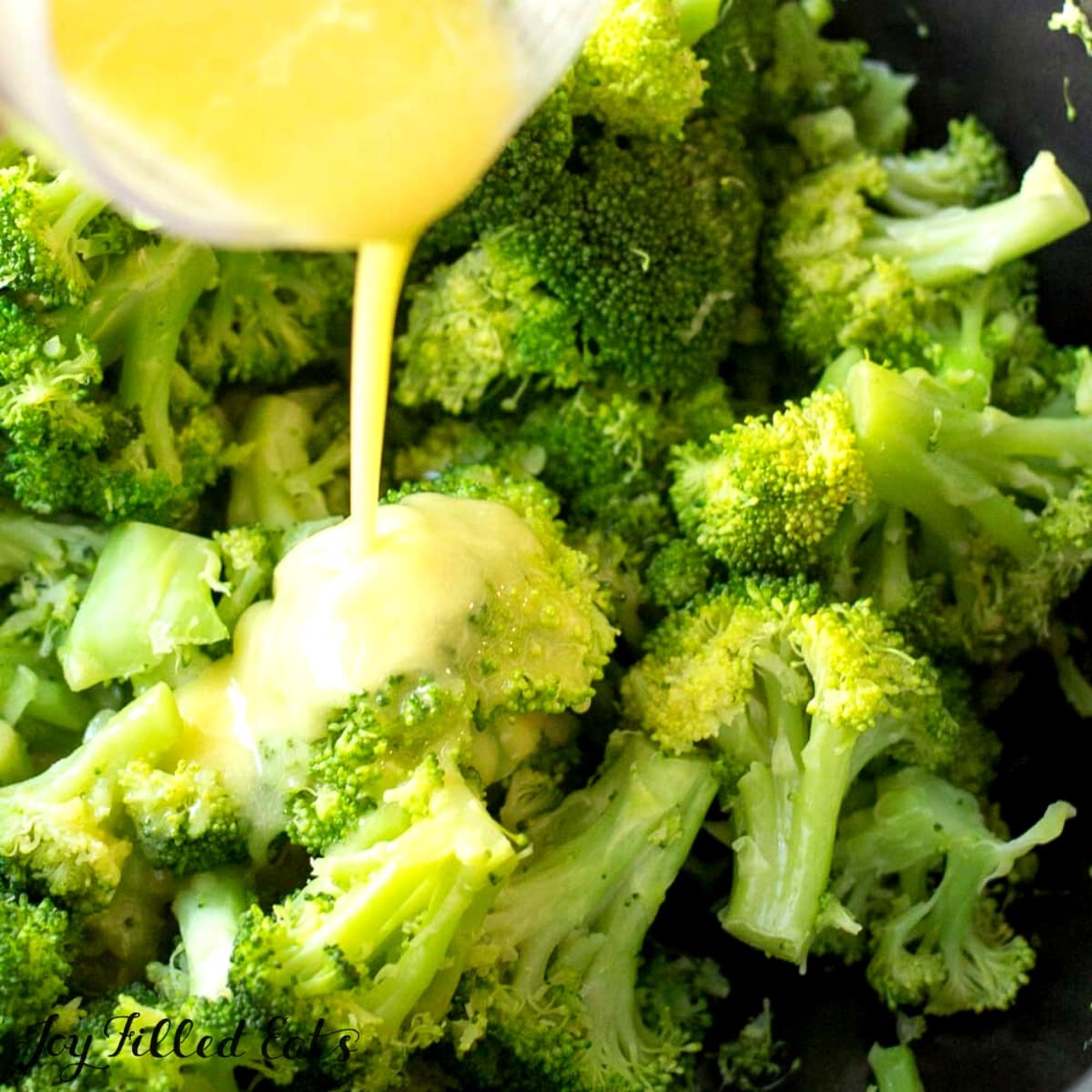 https://joyfilledeats.com/wp-content/uploads/2023/01/keto-broccoli-recipe-2.jpg