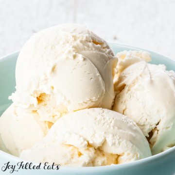 bowl of keto vanilla ice cream