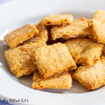 plate of keto cheez its