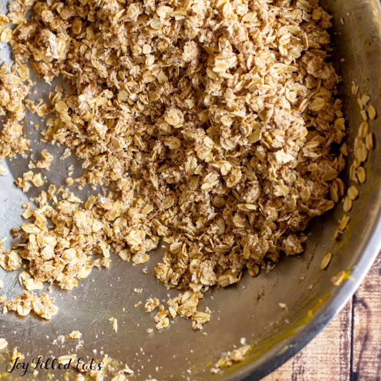 oat topping in bowl 