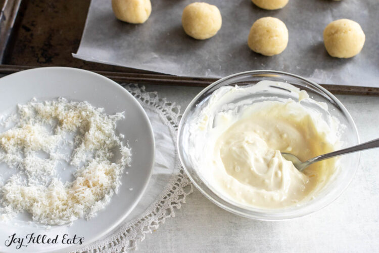 melted white chocolate in a bowl