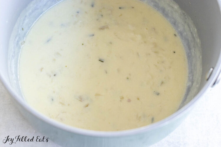 sauce in pot